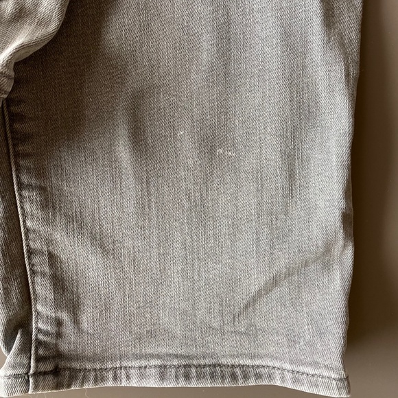 Lucky Jeans, Heritage Slim Style in gray denim - Picture 6 of 7